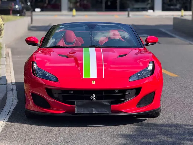 Ferrari Portofino, 2019 — фото автомобиля из Китая