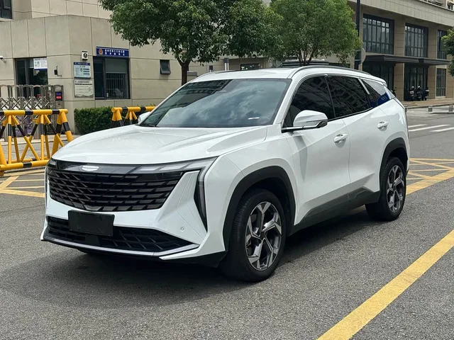Geely Boyue L, 2025 — фото автомобиля из Китая