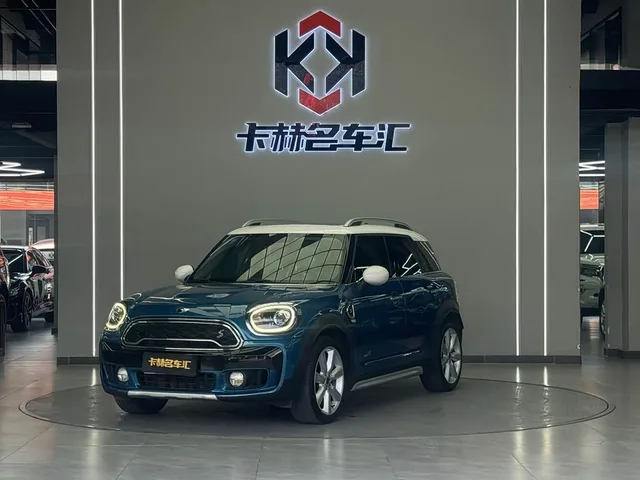 Mini COUNTRYMAN, 2017 — фото автомобиля из Китая