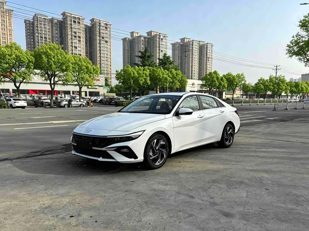 Hyundai Elantra, 2026 — фото 1 из 1