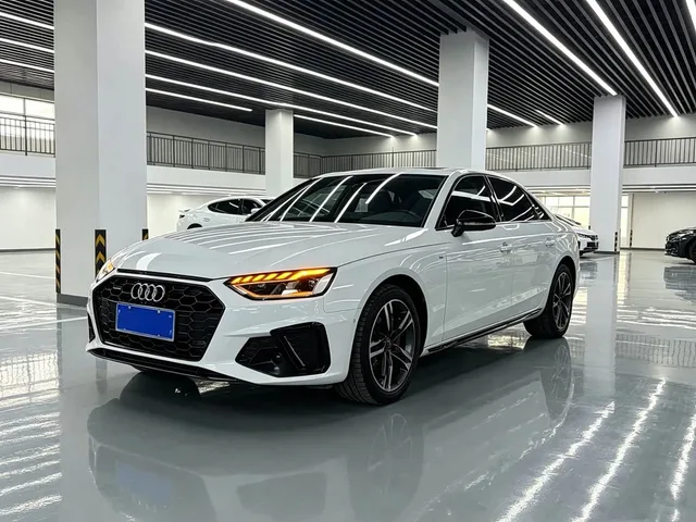 Audi A4L, 2022 — фото автомобиля из Китая