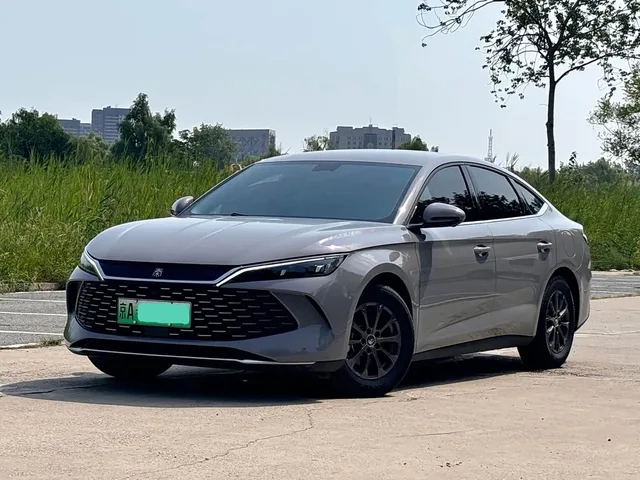 BYD Qin L, 2026 — фото автомобиля из Китая