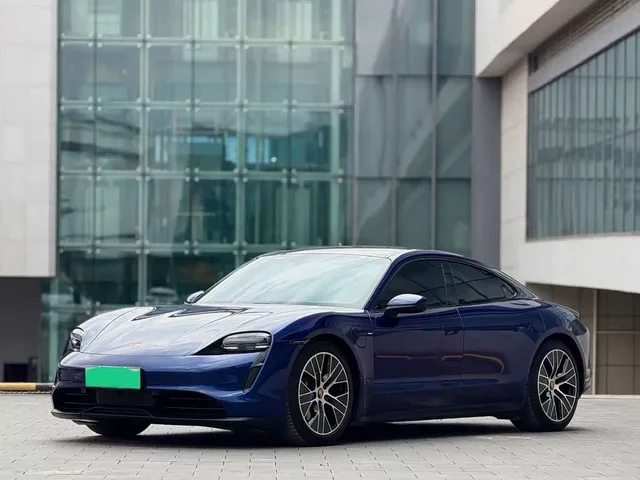 Porsche Taycan, 2021 — фото автомобиля из Китая