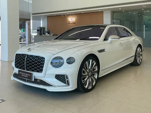 Bentley Flying Spur, 2025 — фото автомобиля из Китая