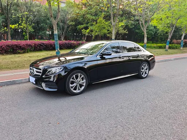 Mercedes-Benz E-Class, 2020 — фото автомобиля из Китая