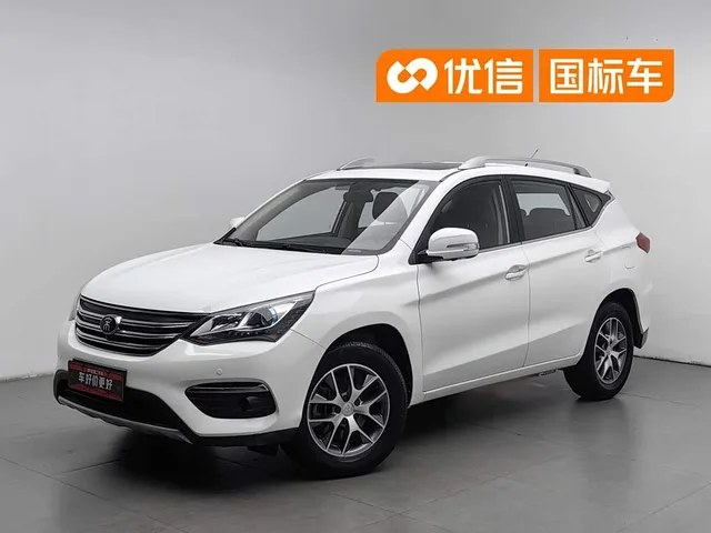 BYD Song, 2018 — фото автомобиля из Китая