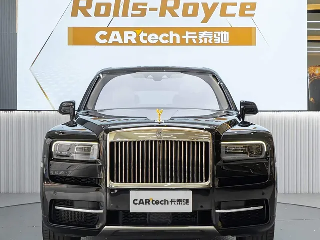 Rolls-Royce Cullinan, 2020 — фото автомобиля из Китая