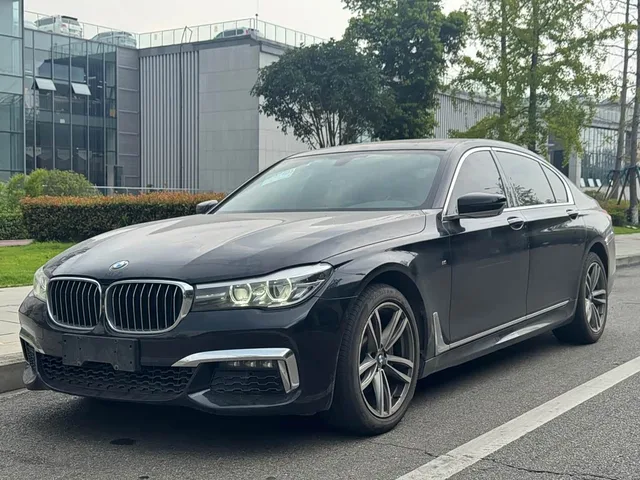 BMW 7 Series, 2019 — фото автомобиля из Китая