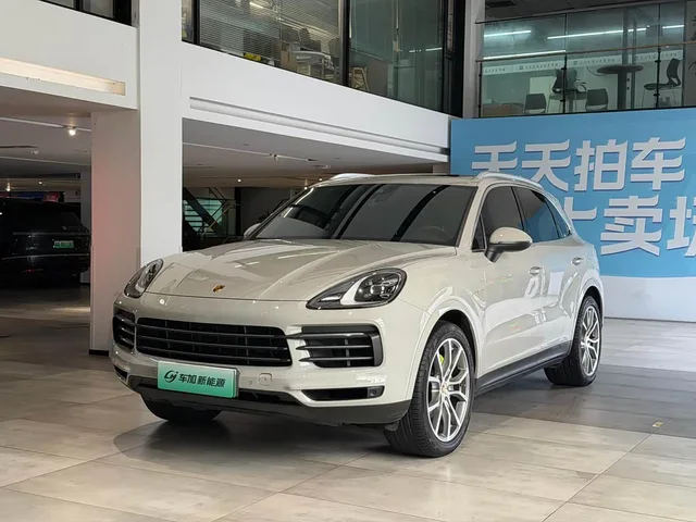 Porsche Cayenne, 2023 — фото автомобиля из Китая