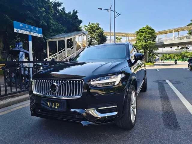 Volvo XC90, 2019 — фото автомобиля из Китая