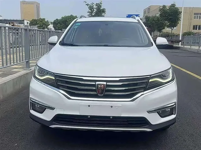 Roewe RX5, 2018 — фото автомобиля из Китая