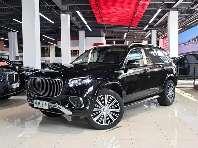 Maybach GLS, 2025 — фото автомобиля из Китая