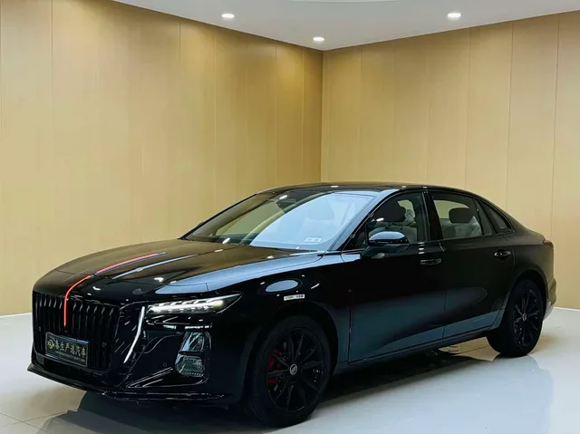 Hongqi H5, 2026 — фото автомобиля из Китая