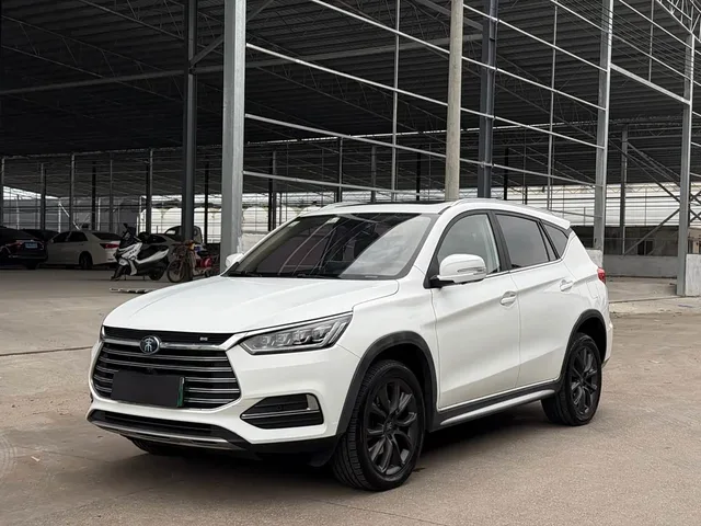 BYD Song, 2018 — фото автомобиля из Китая
