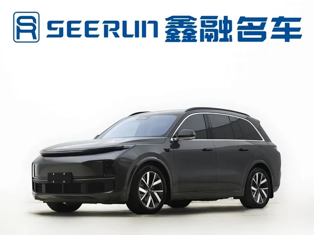 Li Auto L8, 2023 — фото автомобиля из Китая