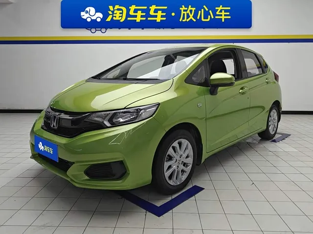 Honda Fit, 2018 — фото автомобиля из Китая