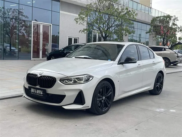 BMW 1 Series, 2021 — фото автомобиля из Китая