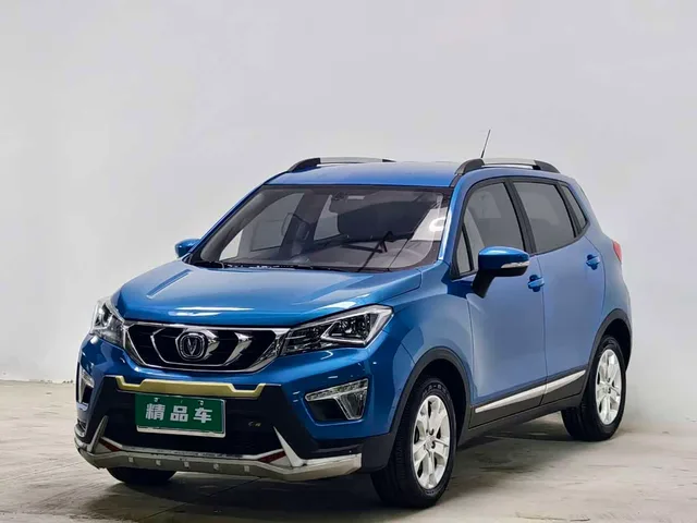 Changan CS15, 2017 — фото автомобиля из Китая