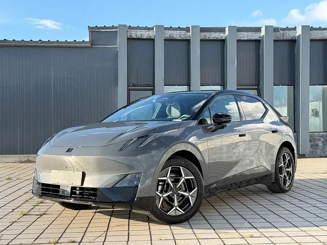 Lynk & Co Z20, 2024 — фото автомобиля из Китая