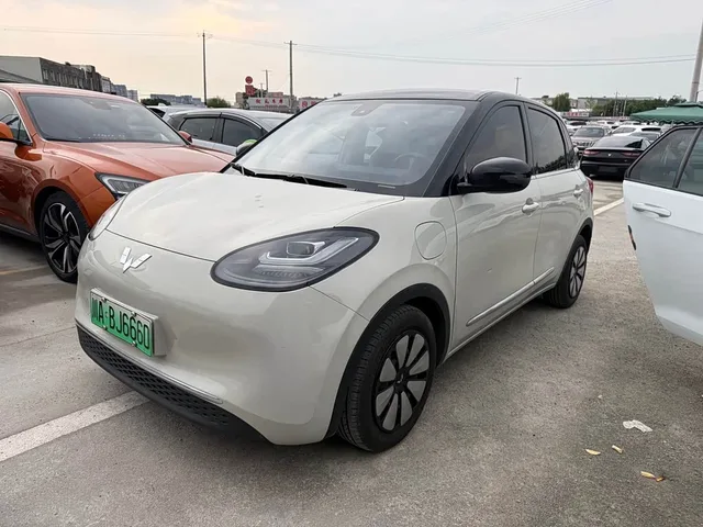 Wuling Bingo, 2023 — фото автомобиля из Китая