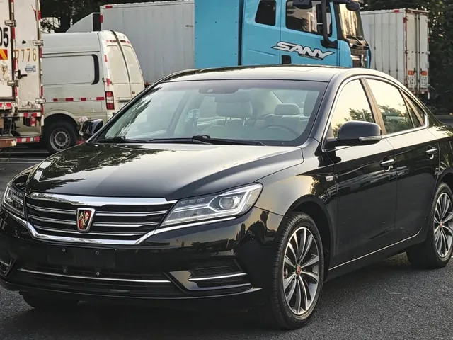 Roewe e950, 2017 — фото автомобиля из Китая