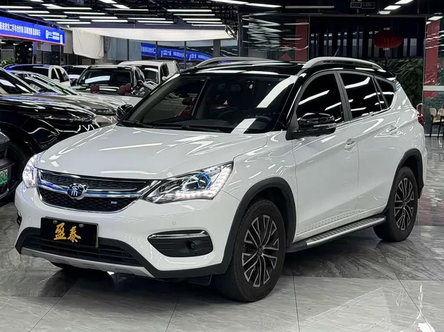 BYD Song, 2018 — фото автомобиля из Китая