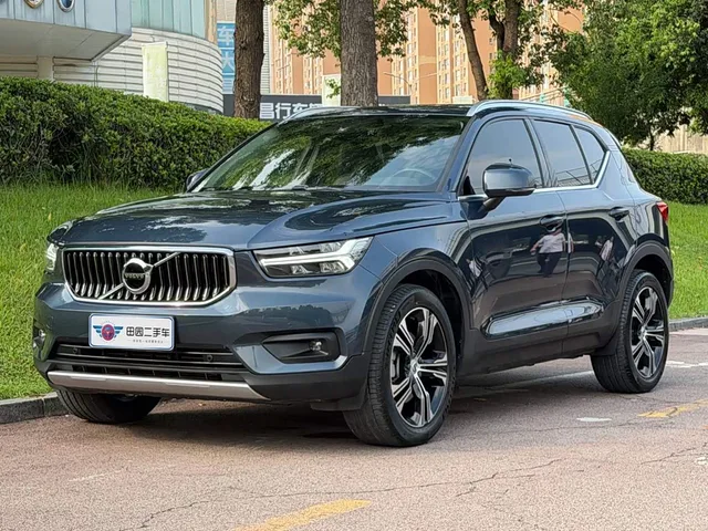 Volvo XC40, 2020 — фото автомобиля из Китая