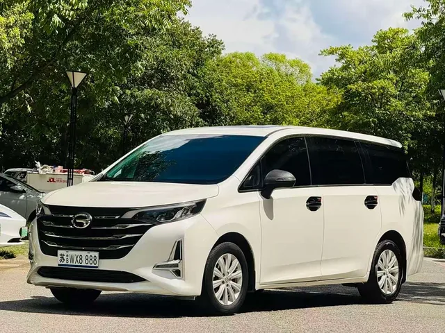Trumpchi M6, 2019 — фото автомобиля из Китая