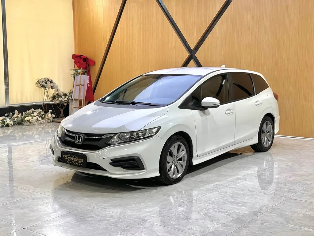 Honda Jade, 2017 — фото 1 из 1
