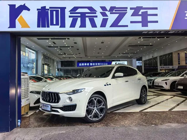 Maserati Levante, 2022 — фото автомобиля из Китая