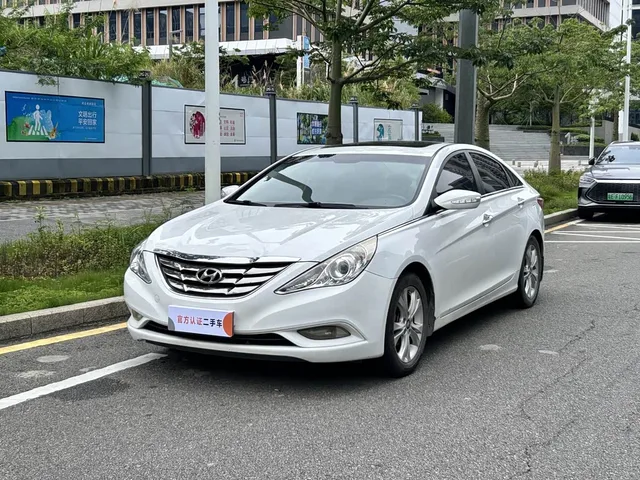 Hyundai Sonata, 2013 — фото автомобиля из Китая