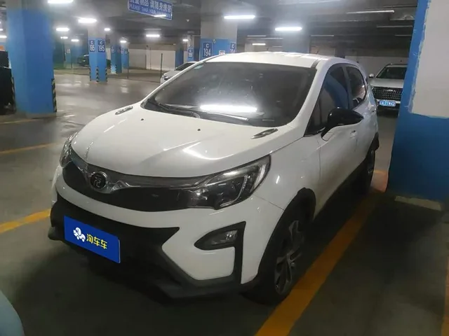 BYD Yuan, 2018 — фото автомобиля из Китая