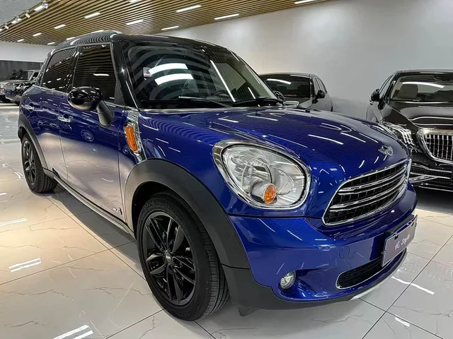 Mini COUNTRYMAN, 2015 — фото автомобиля из Китая