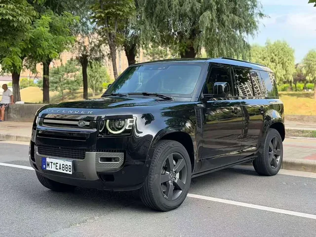 Land Rover Defender, 2024 — фото автомобиля из Китая