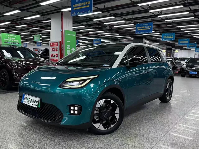 Aion AION UT, 2025 — фото автомобиля из Китая