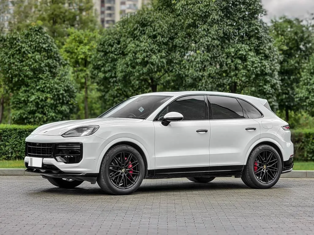 Porsche Cayenne, 2024 — фото 1 из 1