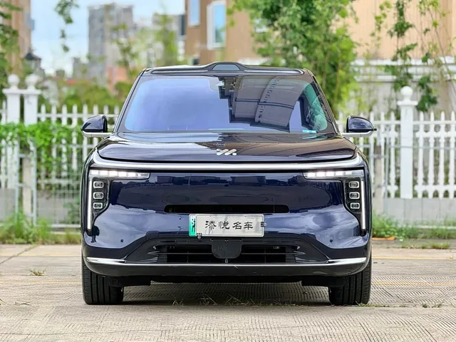 IM Motors LS9, 2026 — фото автомобиля из Китая