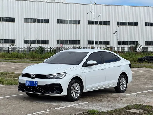 Volkswagen Lavida, 2023 — фото автомобиля из Китая