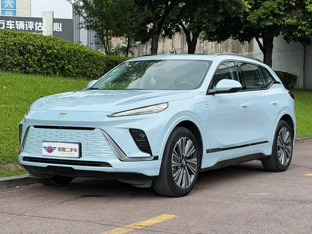 Buick E5, 2023 — фото автомобиля из Китая