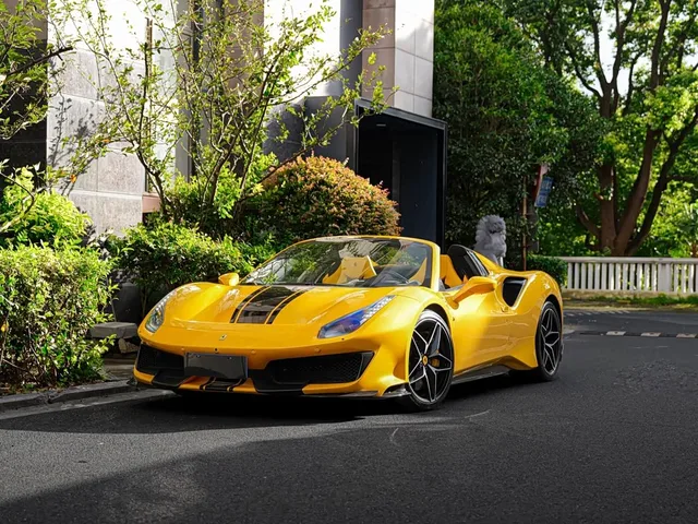 Ferrari 488, 2019 — фото автомобиля из Китая