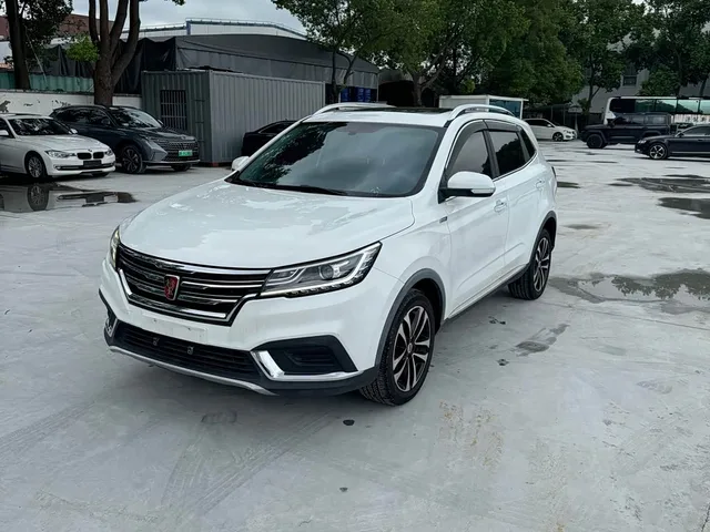 Roewe RX3, 2018 — фото автомобиля из Китая