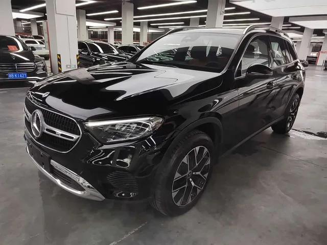 Mercedes-Benz GLC, 2025 — фото автомобиля из Китая