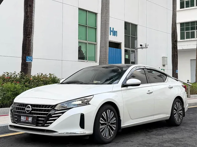 Nissan Teana, 2026 — фото автомобиля из Китая
