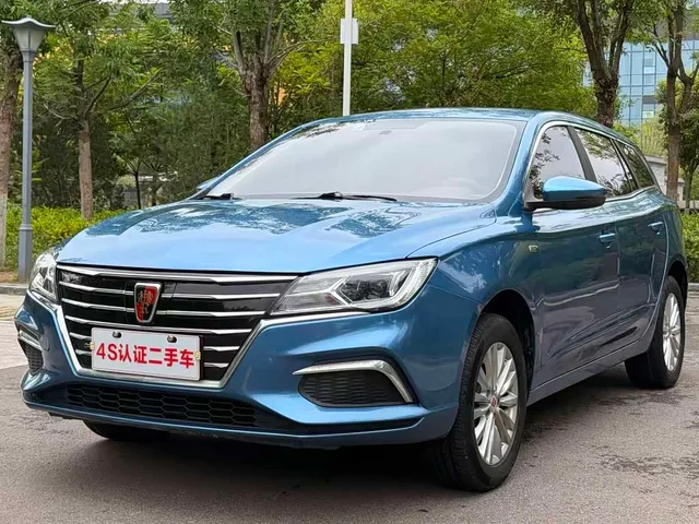 Roewe Ei5, 2022 — фото автомобиля из Китая