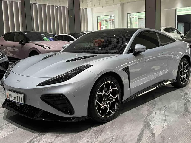 Neta GT, 2024 — фото автомобиля из Китая