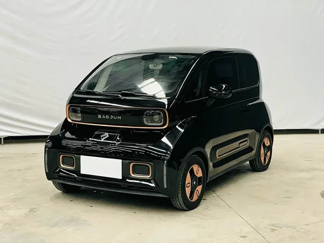 Wuling KiWi EV, 2022 — фото автомобиля из Китая