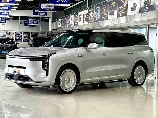 IM Motors LS9, 2026 — фото автомобиля из Китая
