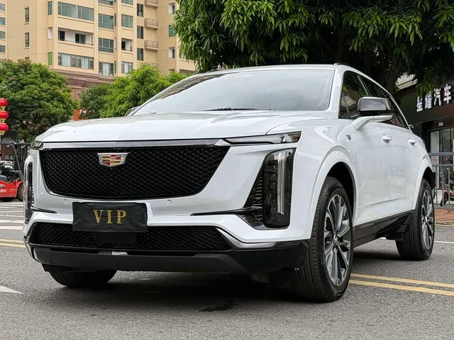 Cadillac XT5, 2026 — фото автомобиля из Китая
