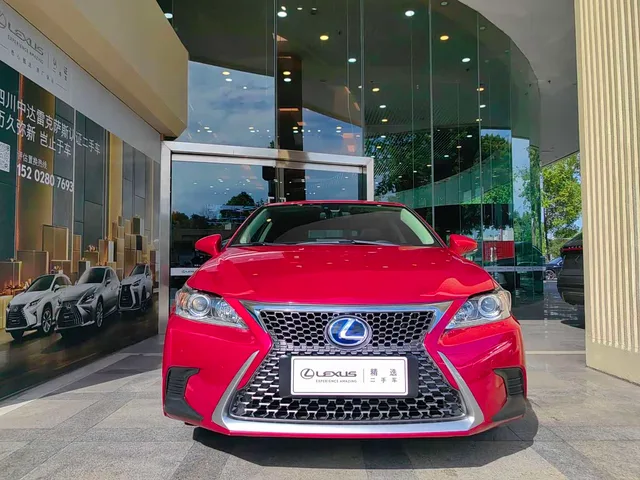 Lexus CT, 2018 — фото автомобиля из Китая