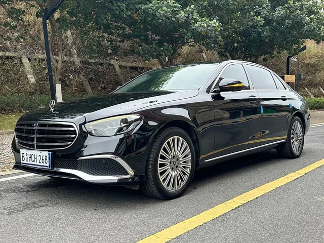 Mercedes-Benz E-Class, 2023 — фото автомобиля из Китая